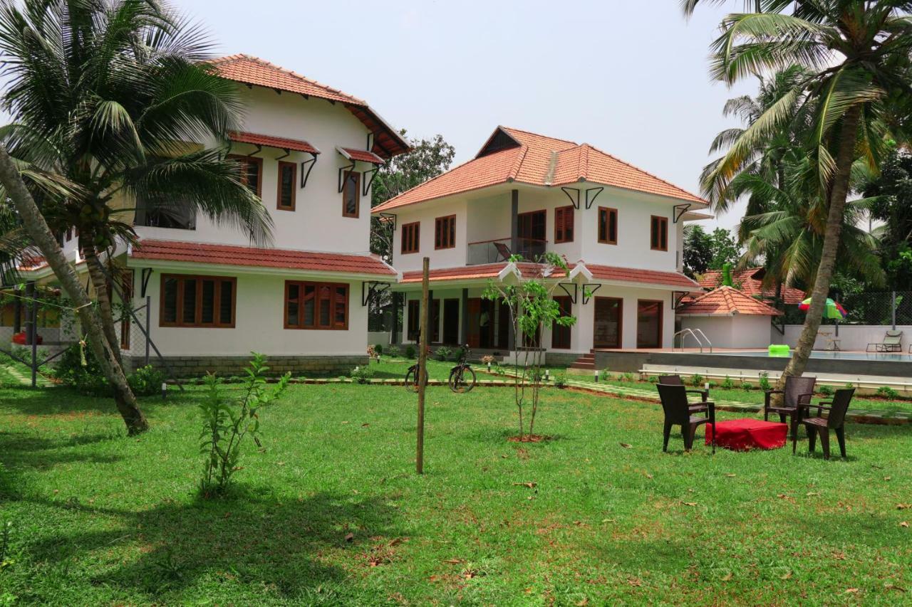 Water'S Edge Villas Alappuzha Exterior photo