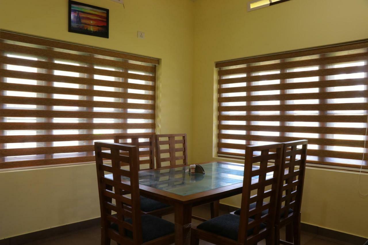 Water'S Edge Villas Alappuzha Exterior photo